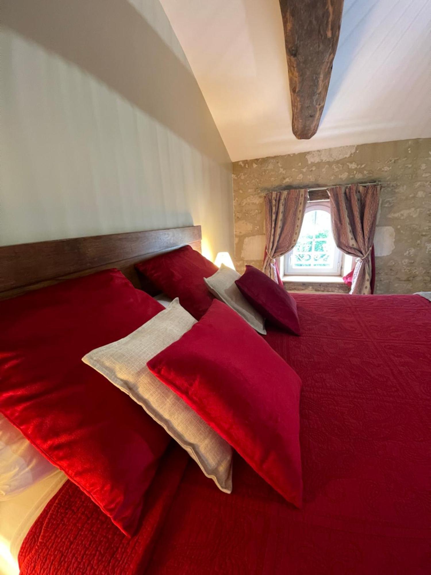 Chambres D'Hotes Le Tilleul Saint-Hilaire-des-Loges Εξωτερικό φωτογραφία