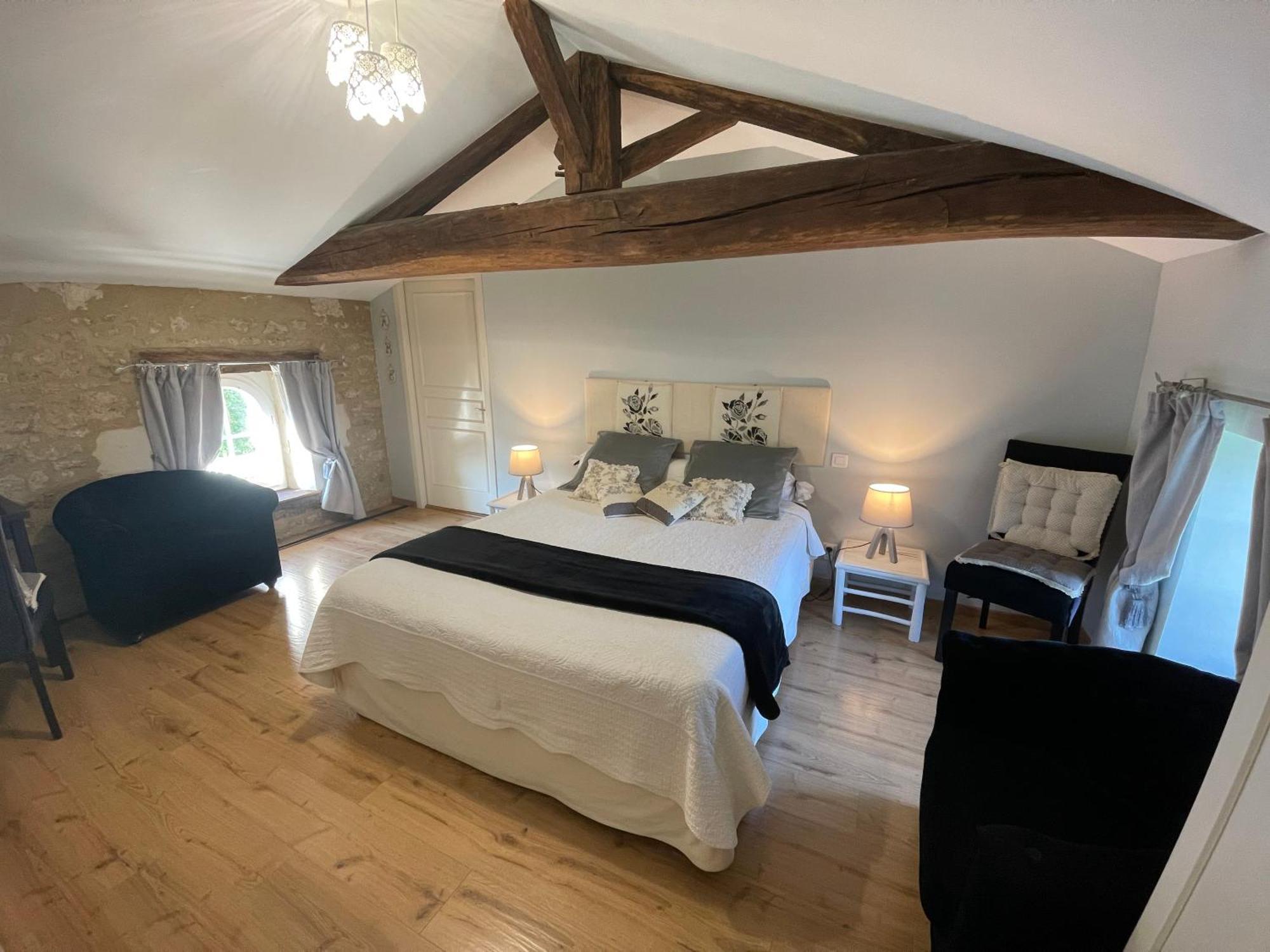 Chambres D'Hotes Le Tilleul Saint-Hilaire-des-Loges Εξωτερικό φωτογραφία
